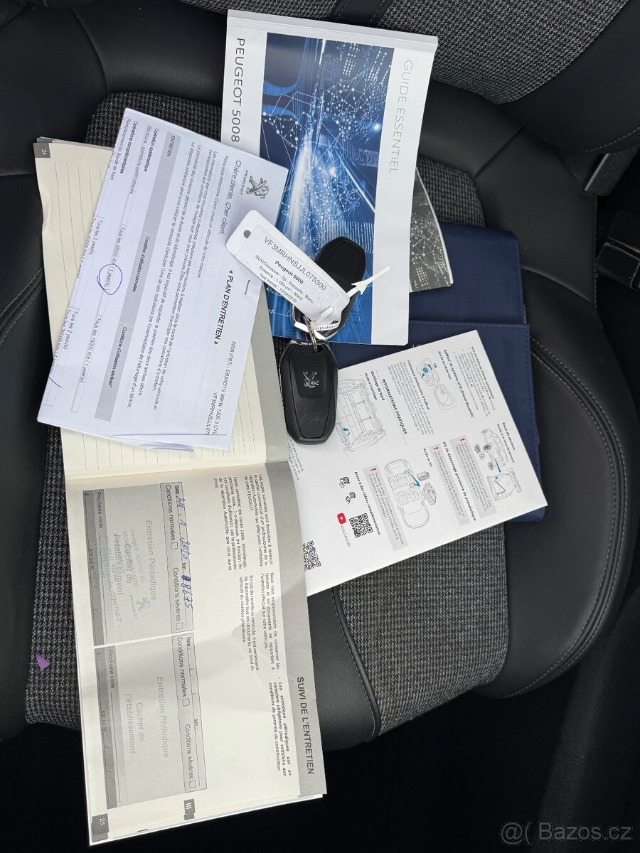 Peugeot 5008 PureTech Access 1.2i 7 místné - 20