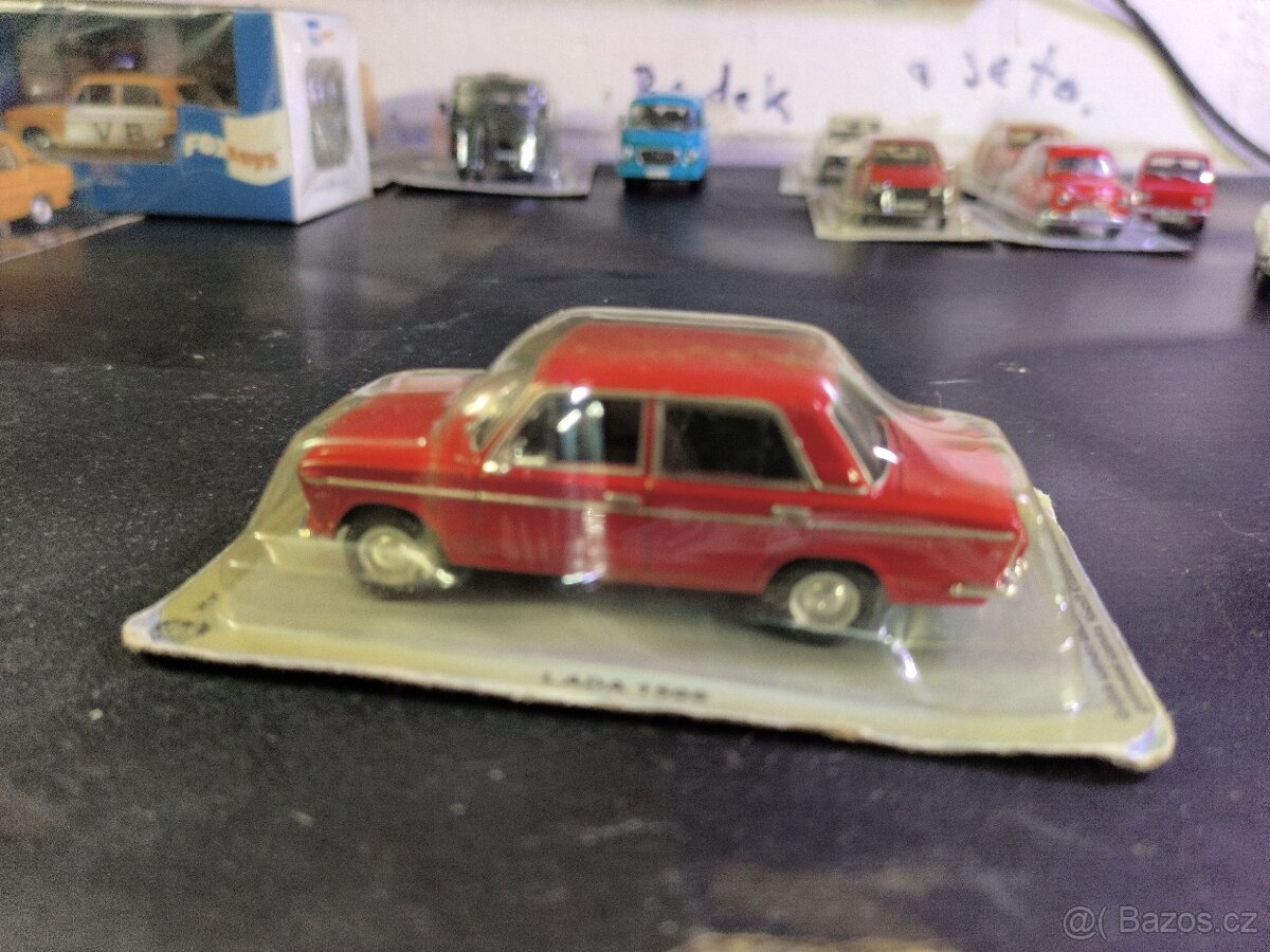 Modely autíček Tatra a jine - 20