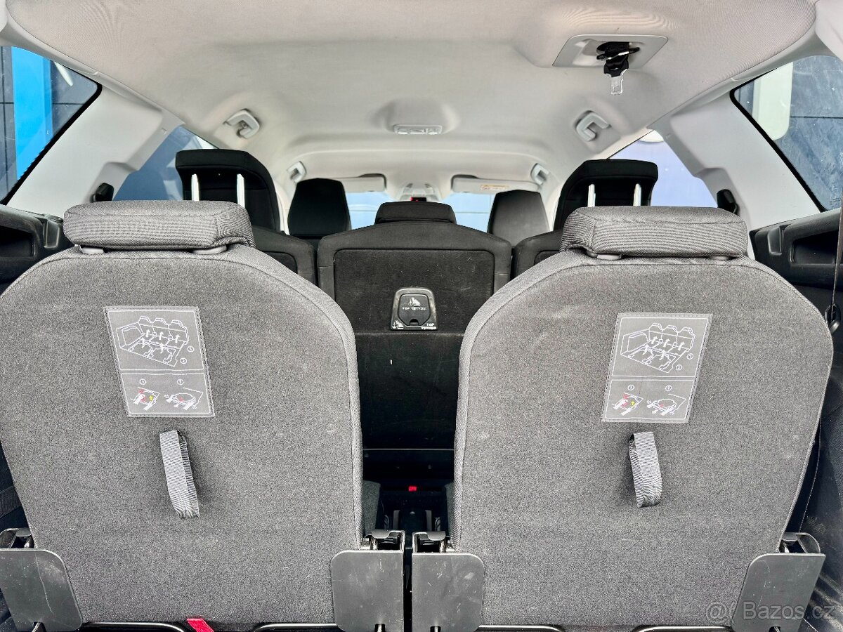 Peugeot 5008 ACTIVE, 7 Míst, ČR, Servis - 20