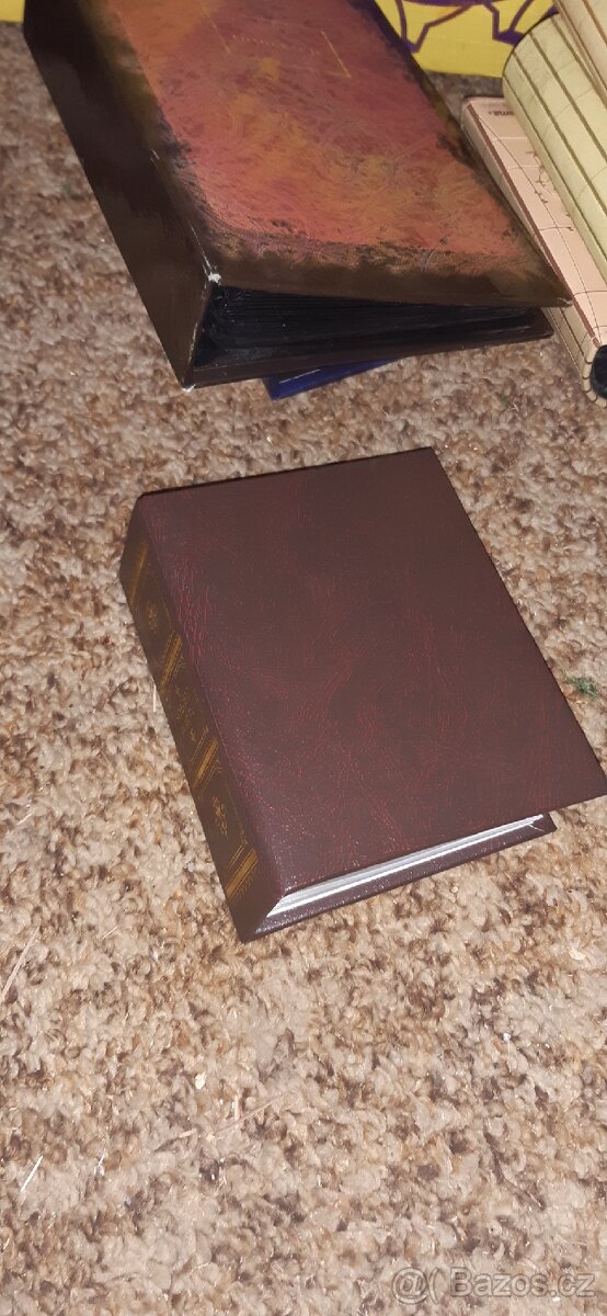 Holicí strojek s příslušenstvím + fotoalba - 20