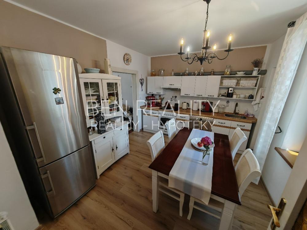 Exklusivní prodej - dům Zlín tř. T. Bati - k bydlení i podn - 20