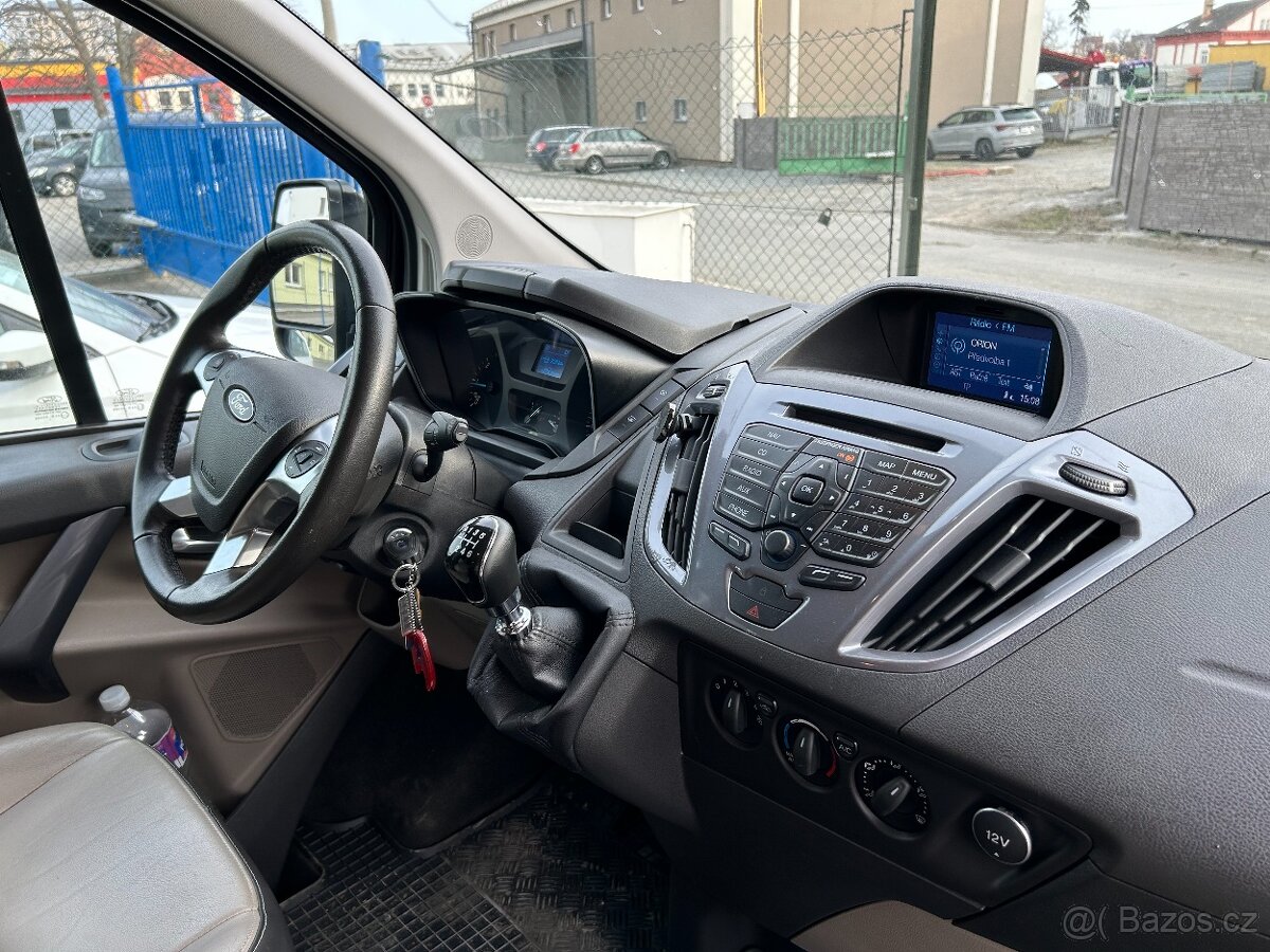 FORD TOURNEO CUSTOM 2.0TDCi 125KW TITANIUM 8 MÍST DPH - 20
