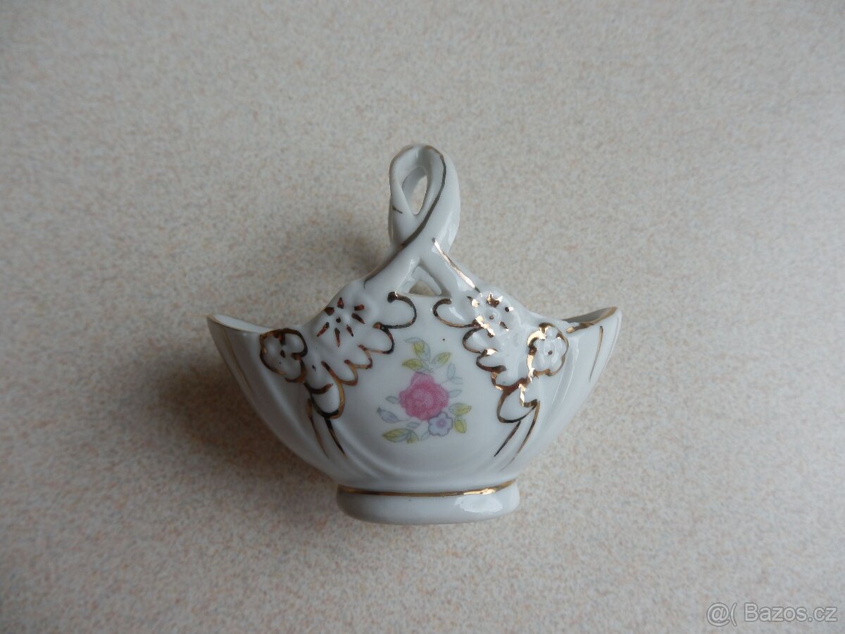 Porcelánové vázičky, košík, pejsek, ovečka, kačer - 20