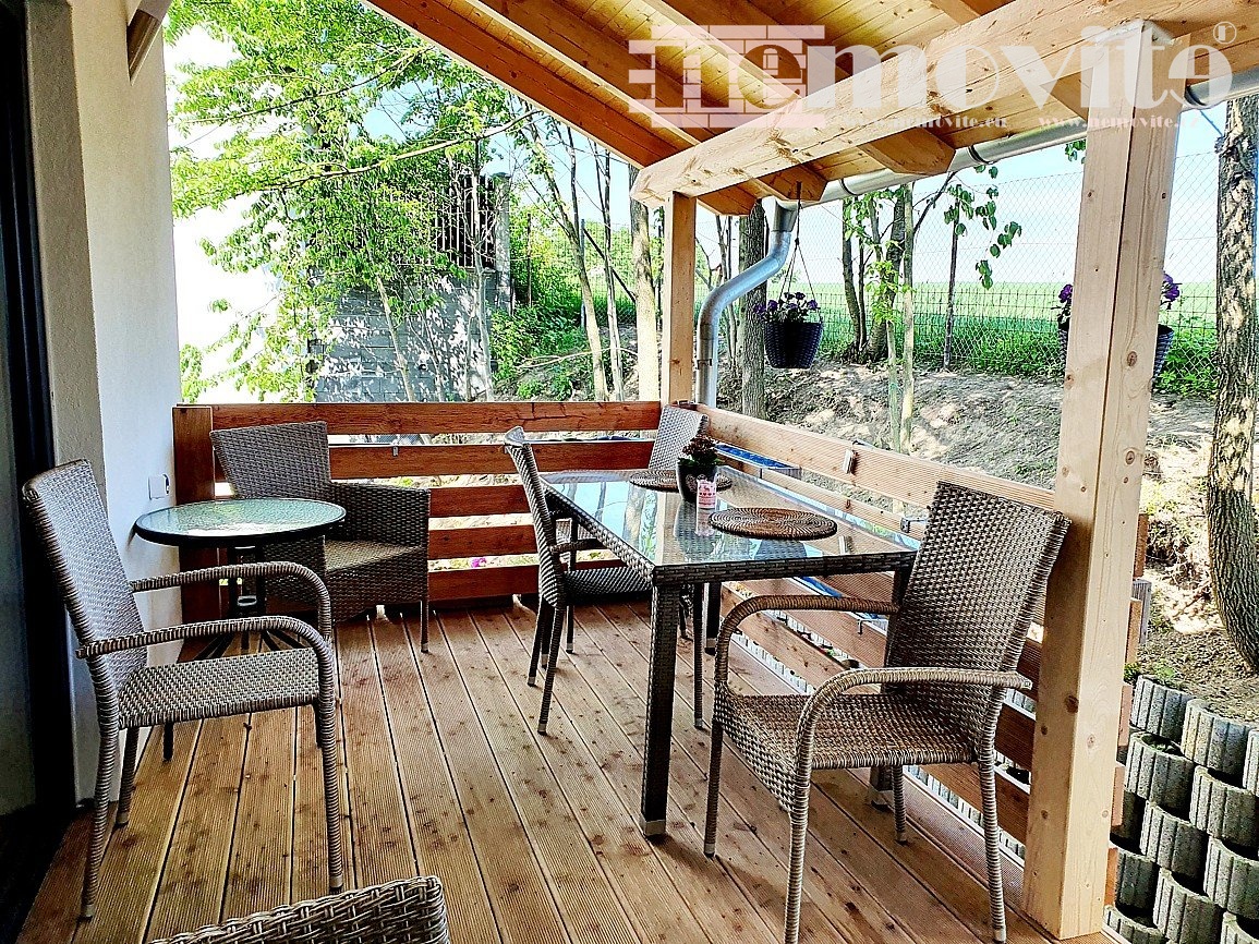 Exkluzivně nabízíme na prodej rodinný dům s dvěma bytovými j - 20