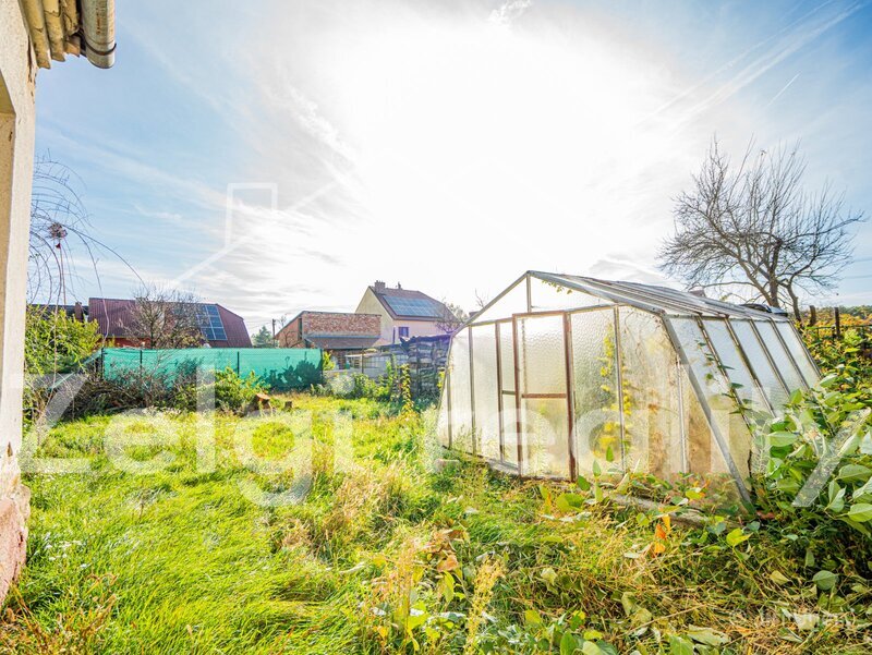 prodej vícegeneračního rodinného domu 7+2, užitná plocha 330 - 20