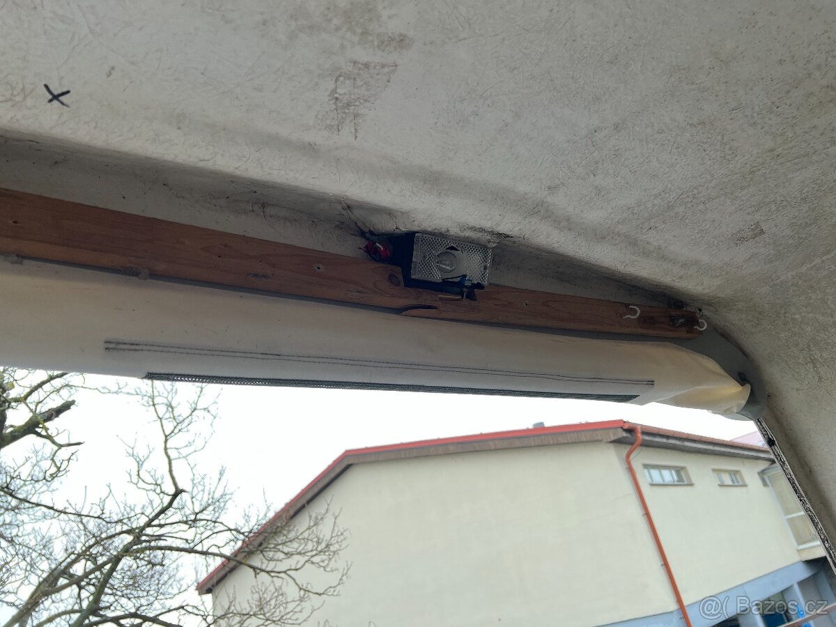 PŘEPRAVNÍK NA 2 KONĚ CHEVAL LIBERTE 2003, 2000 kg - 20