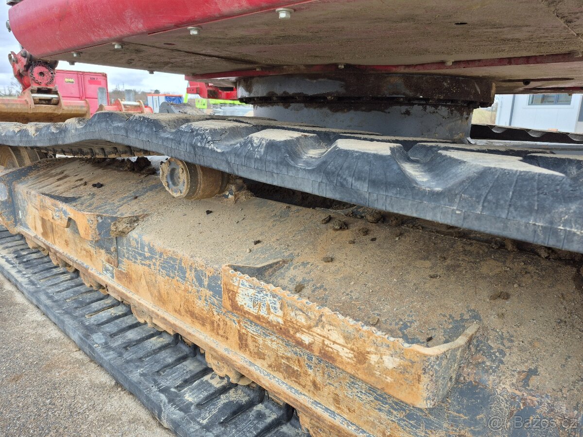 Pásové rypadlo Takeuchi TB2150 - 20