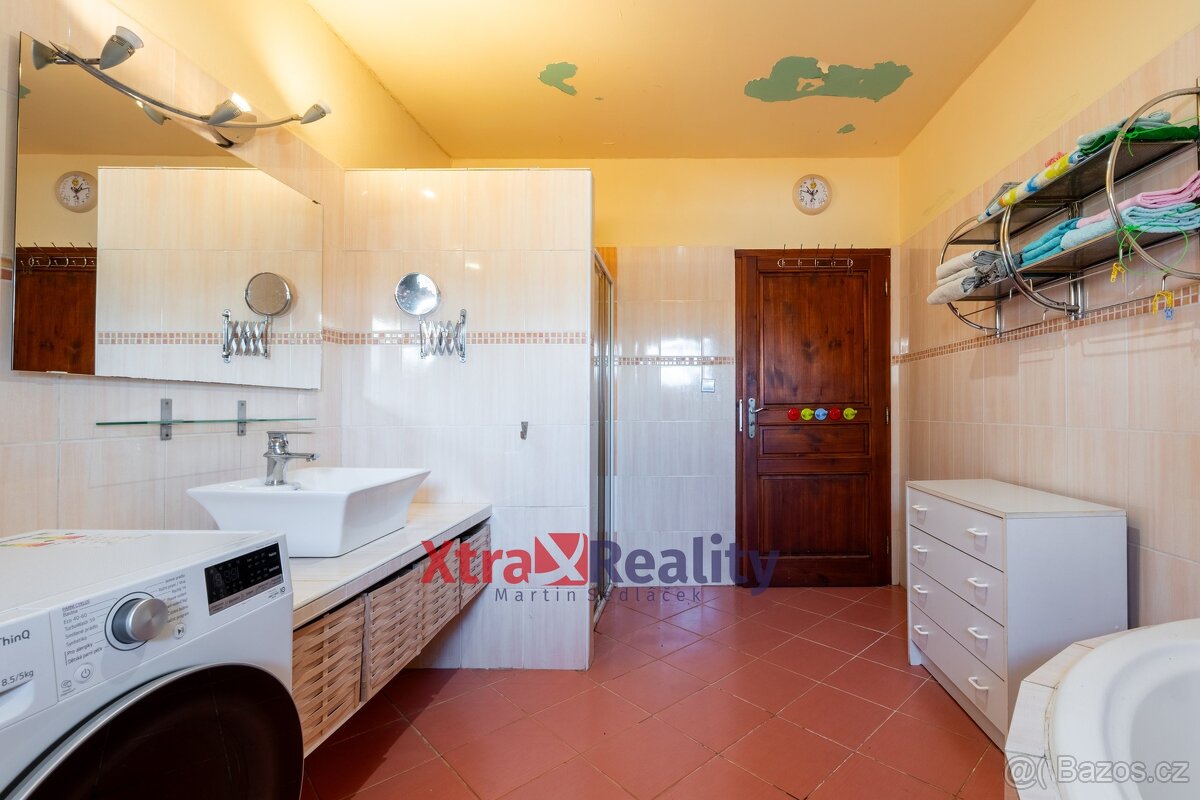 Prodej rodinného domu 325 m2, ev.č. 00033 - 20