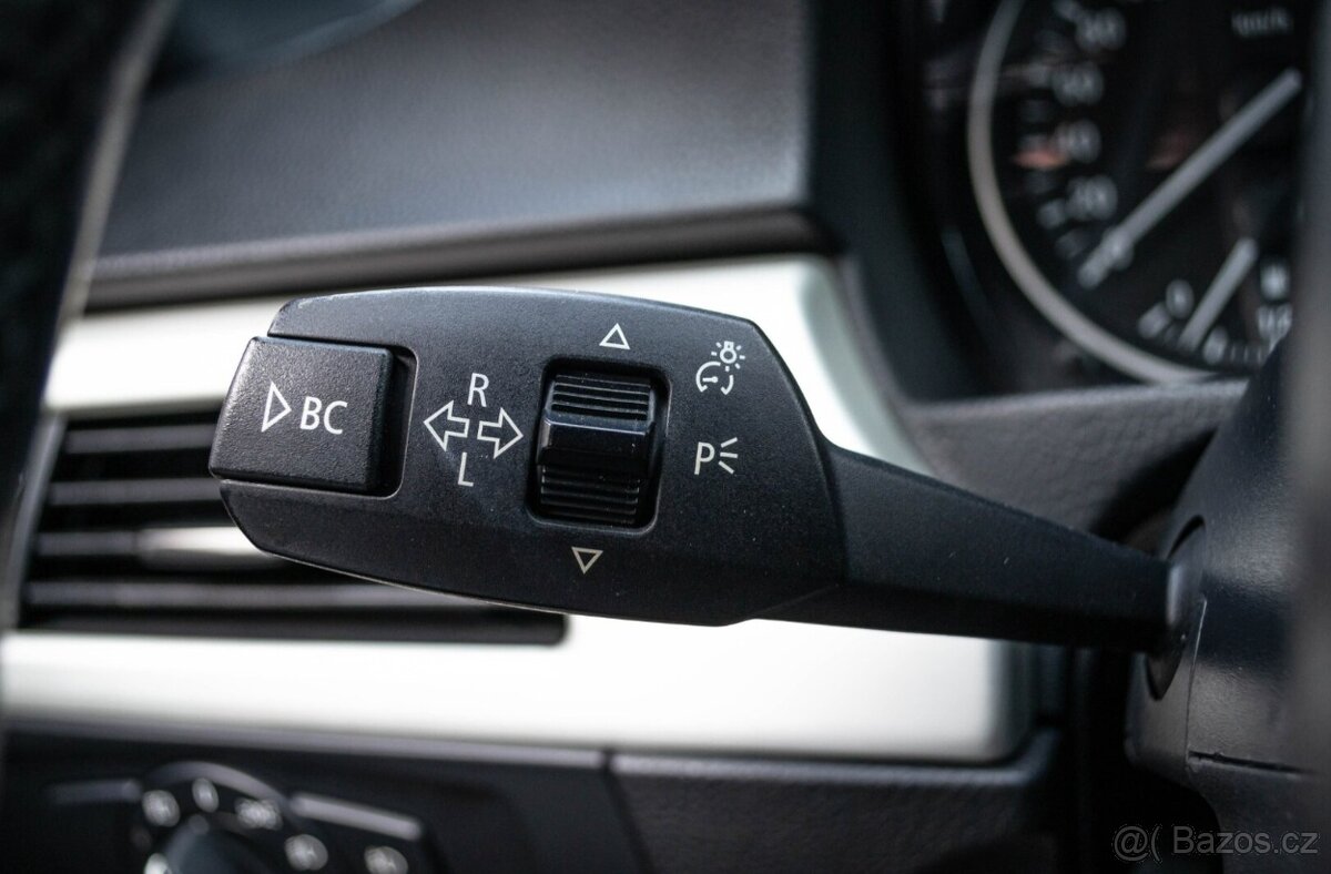 BMW Rad 3 325i A/T Cabiro E93 - 20
