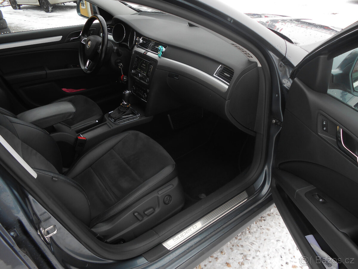 Škoda Superb 2.0 TDi 4x4 125Kw Scout - 20