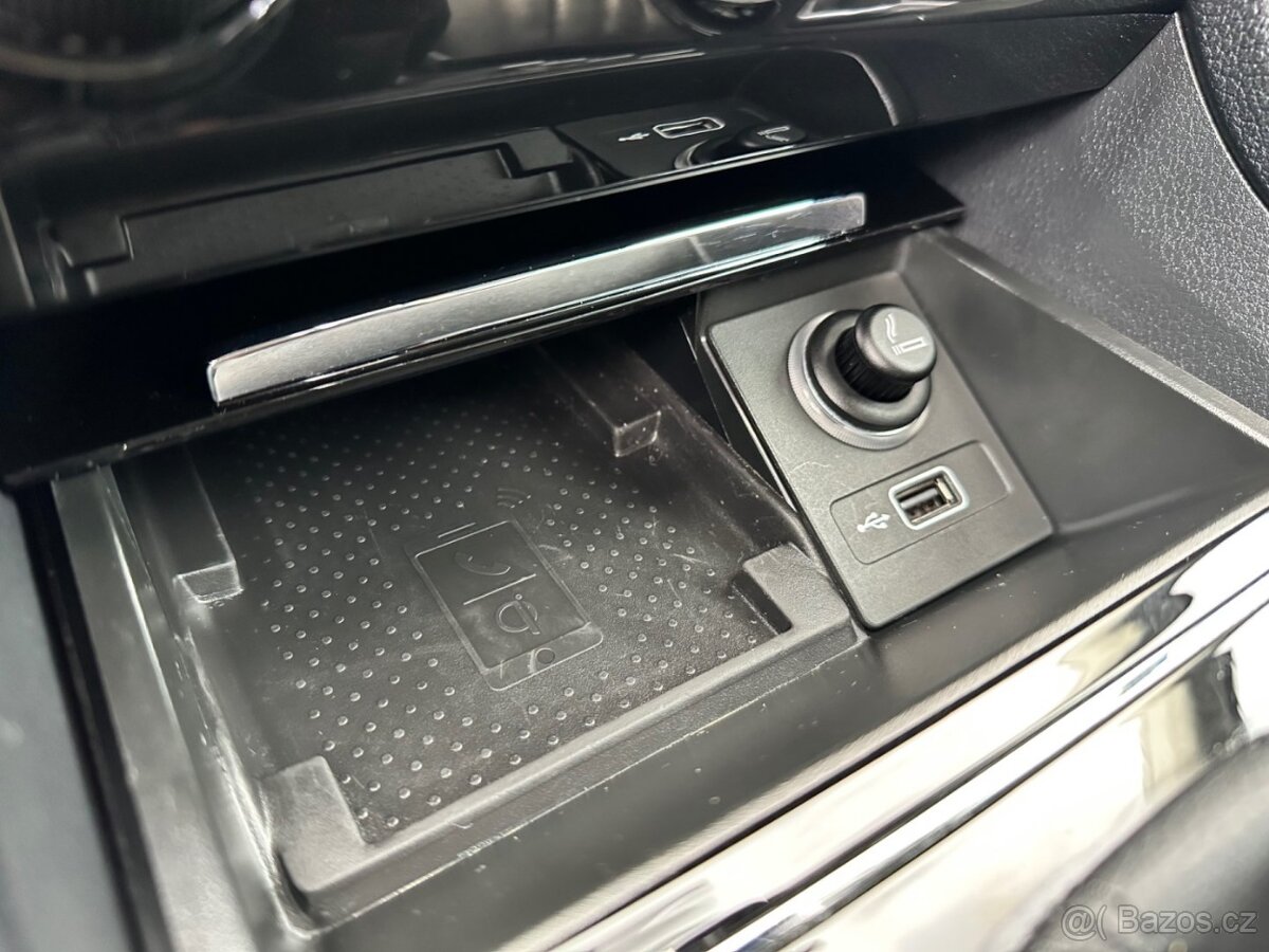 Škoda Superb 1.6TDi DSG, KAMERA, NAVI - 20