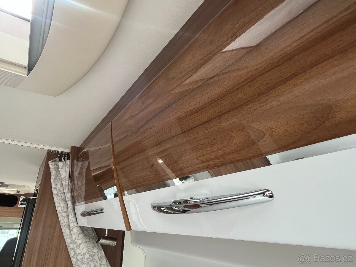 Obytné auto Pilote 2018, markýza, Truma, držák kol - 20