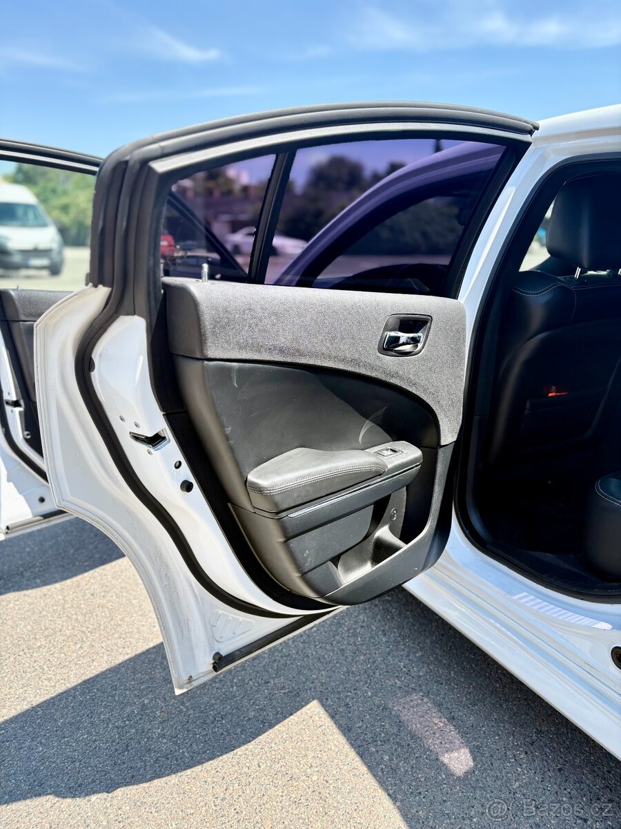 2014 Dodge Charger SRT Superbee | 392 HEMI | 470 koní - 20
