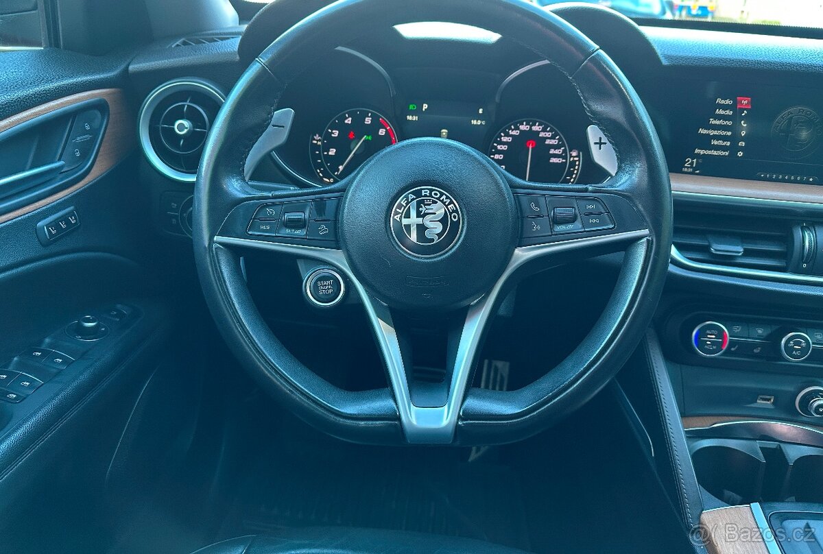 Alfa Romeo Stelvio 2.0T SUPER Q4 206kW - 20