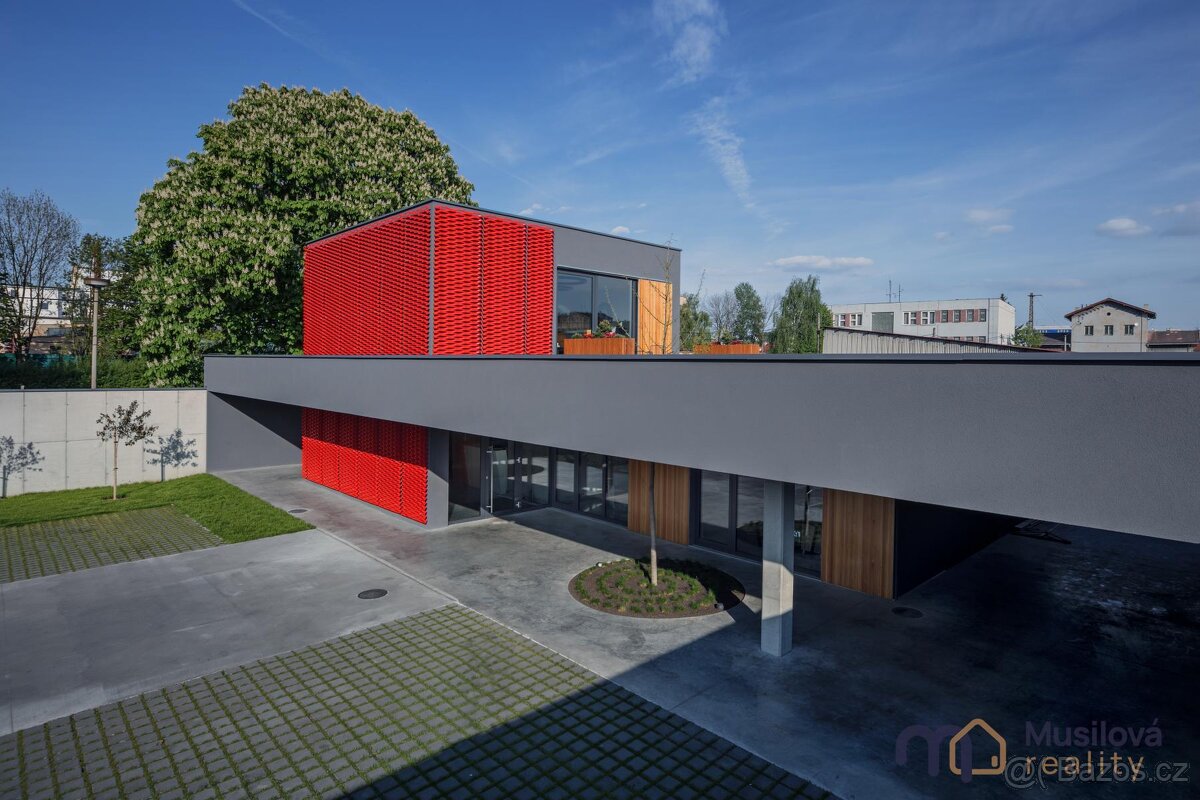 Prodej administrativní budovy 243 m2 pozemek 1.062 m2 - 20