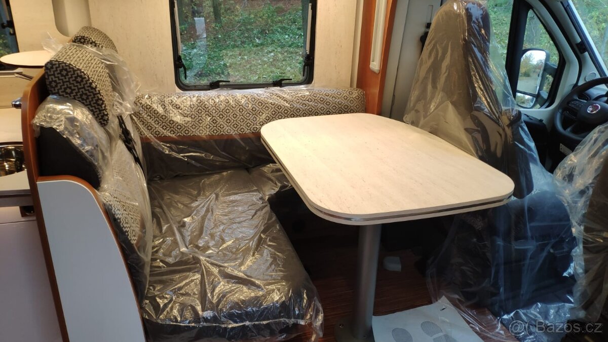 LAIKA KOSMO EMBLEMA 509 - 20