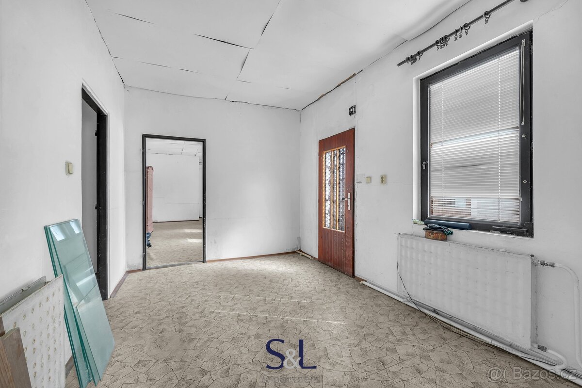 Prodej obchodního prostoru 325 m², Nový Bor, ev.č. 01370 - 20