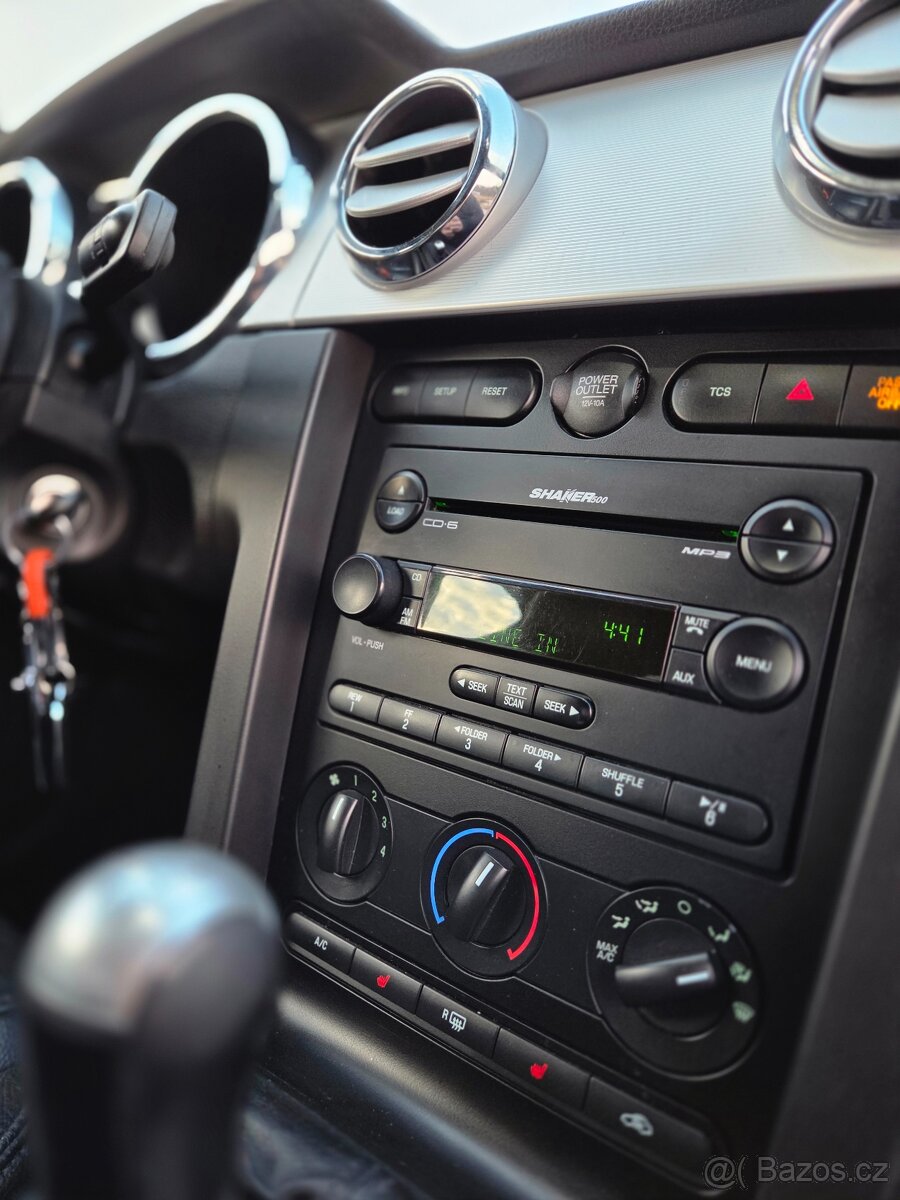 Ford Mustang 4.0 v6 - 20