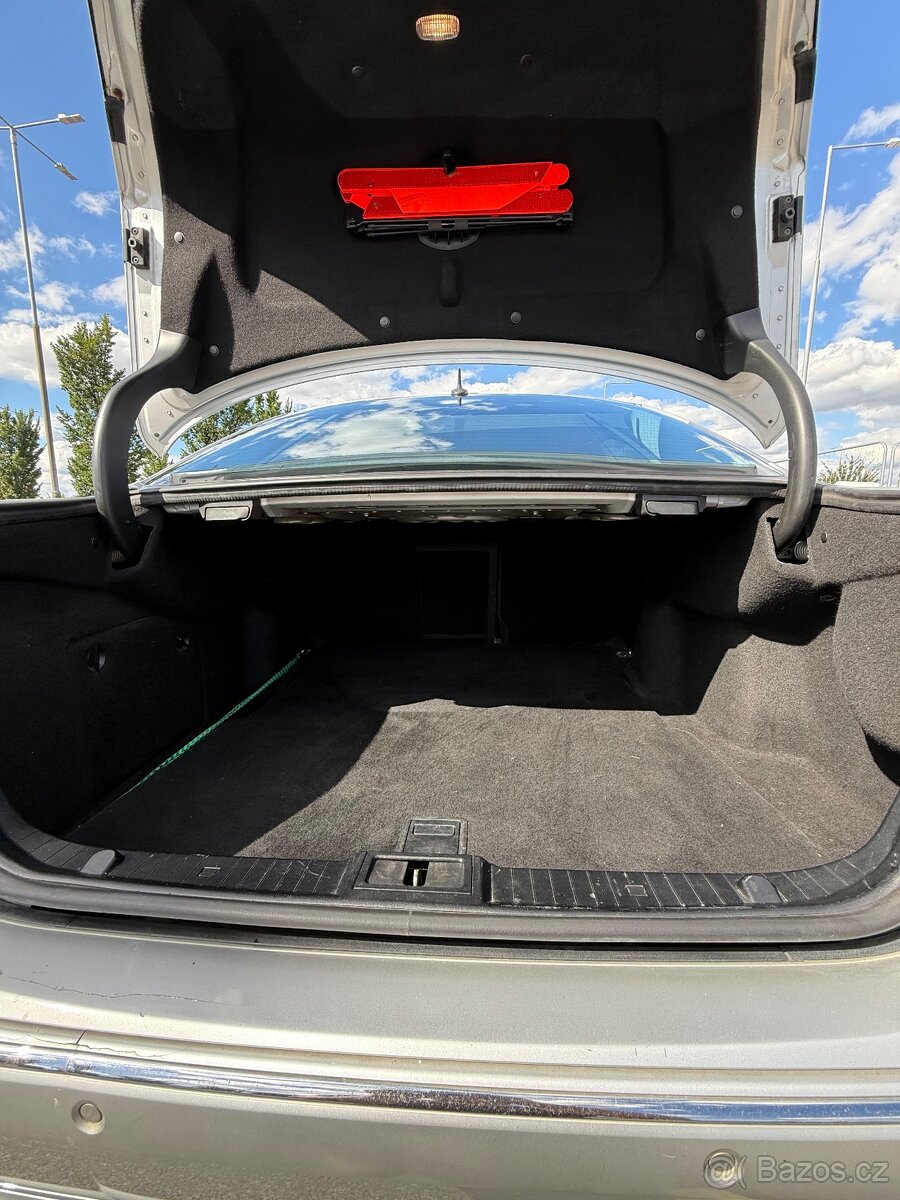 Mercedes-Benz E W211 3.2CDI AVANDGARDE - 20