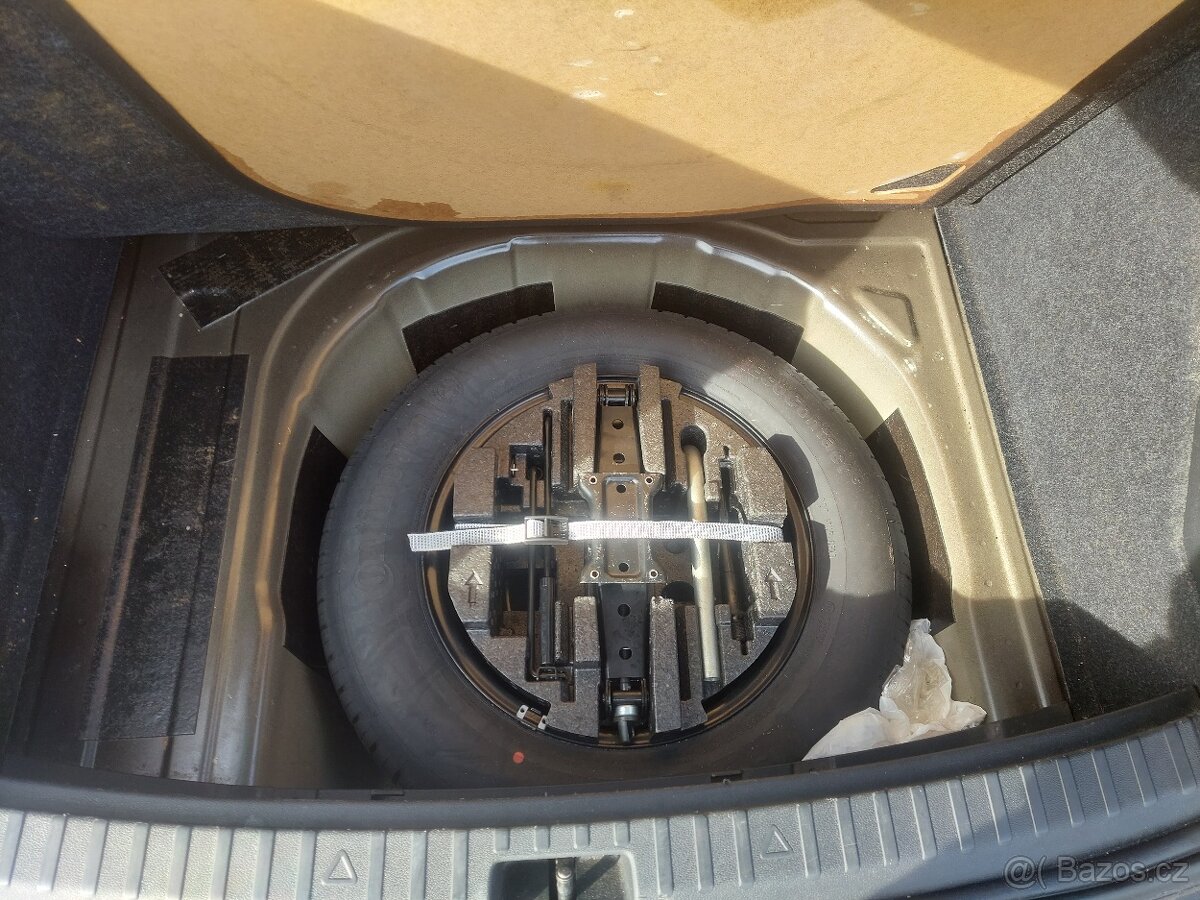 Havarovaní Škoda Scala Style 1.5 TSI 110 kW - 20