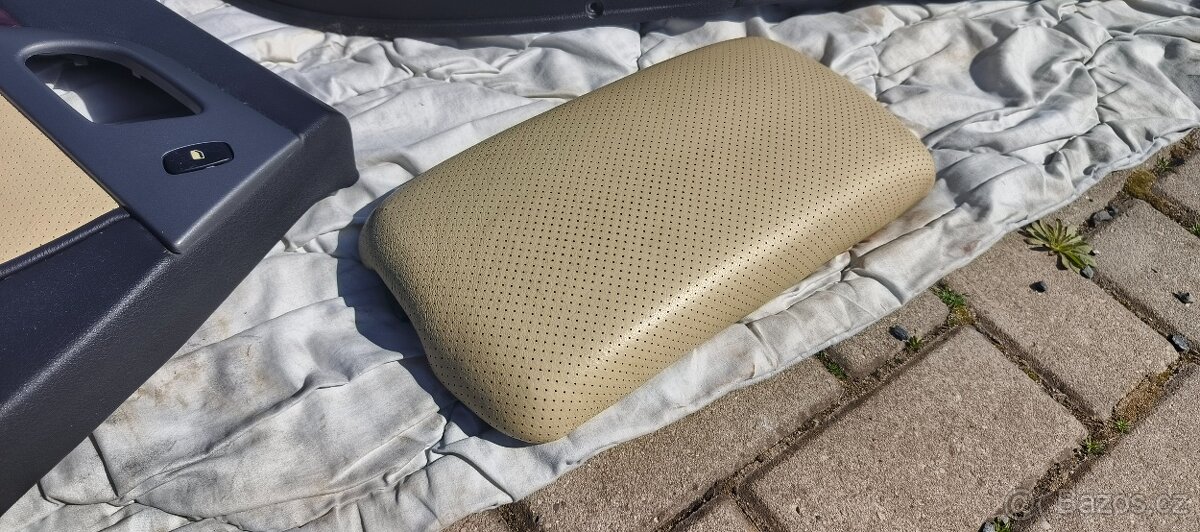 Peugeot 407 interiér - 20