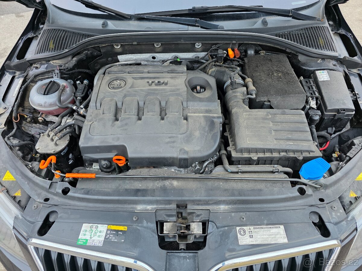 ŠKODA OCTAVIA 2.0TDI 110KW ELEGANCE DSG - 20