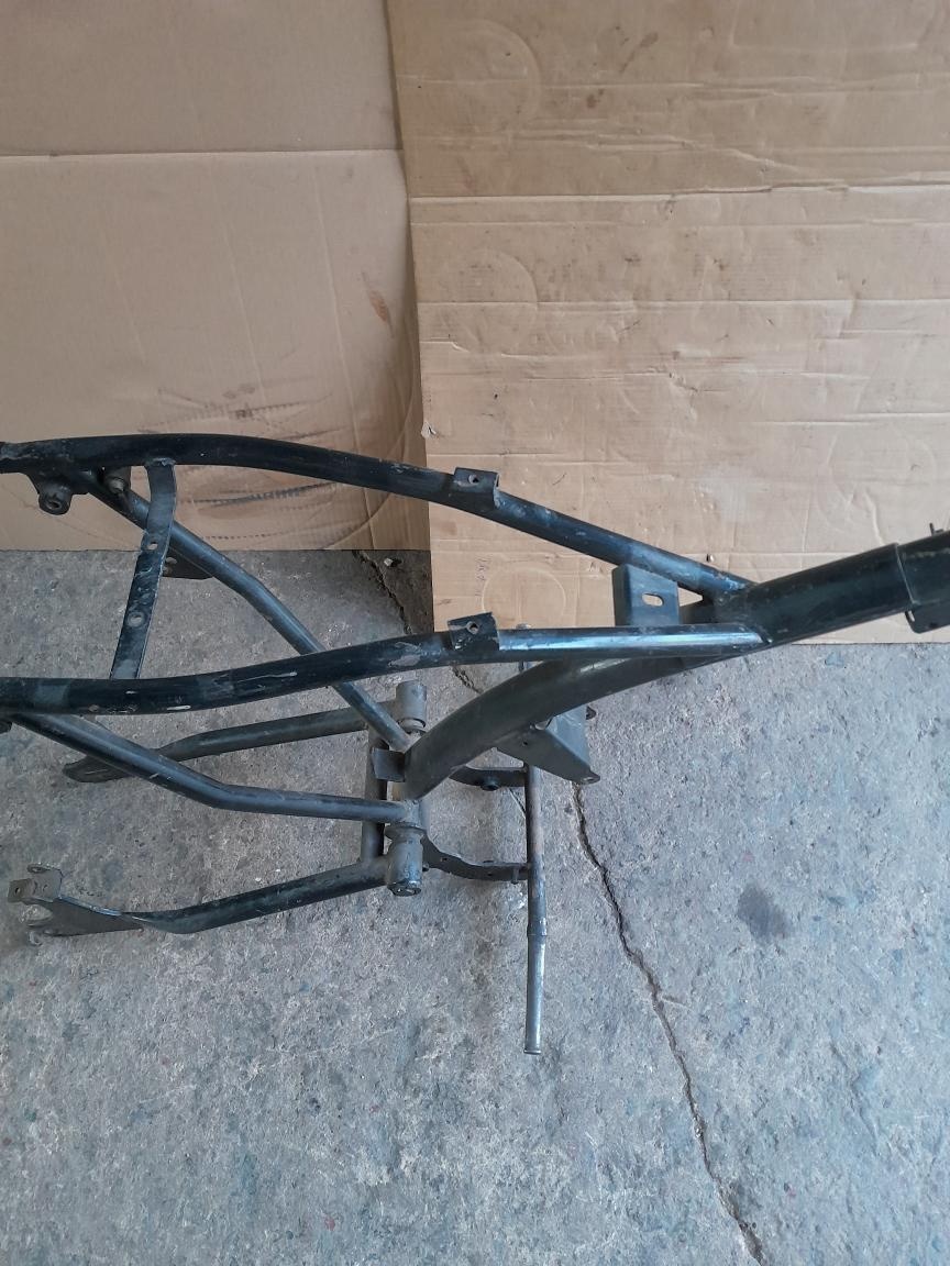 Jawa 90,rám+díly - 20