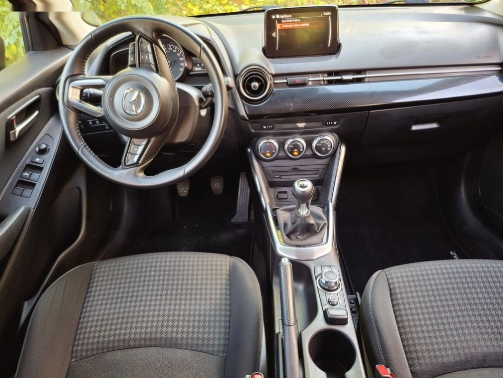 Mazda 2,1.5 benzin - 20