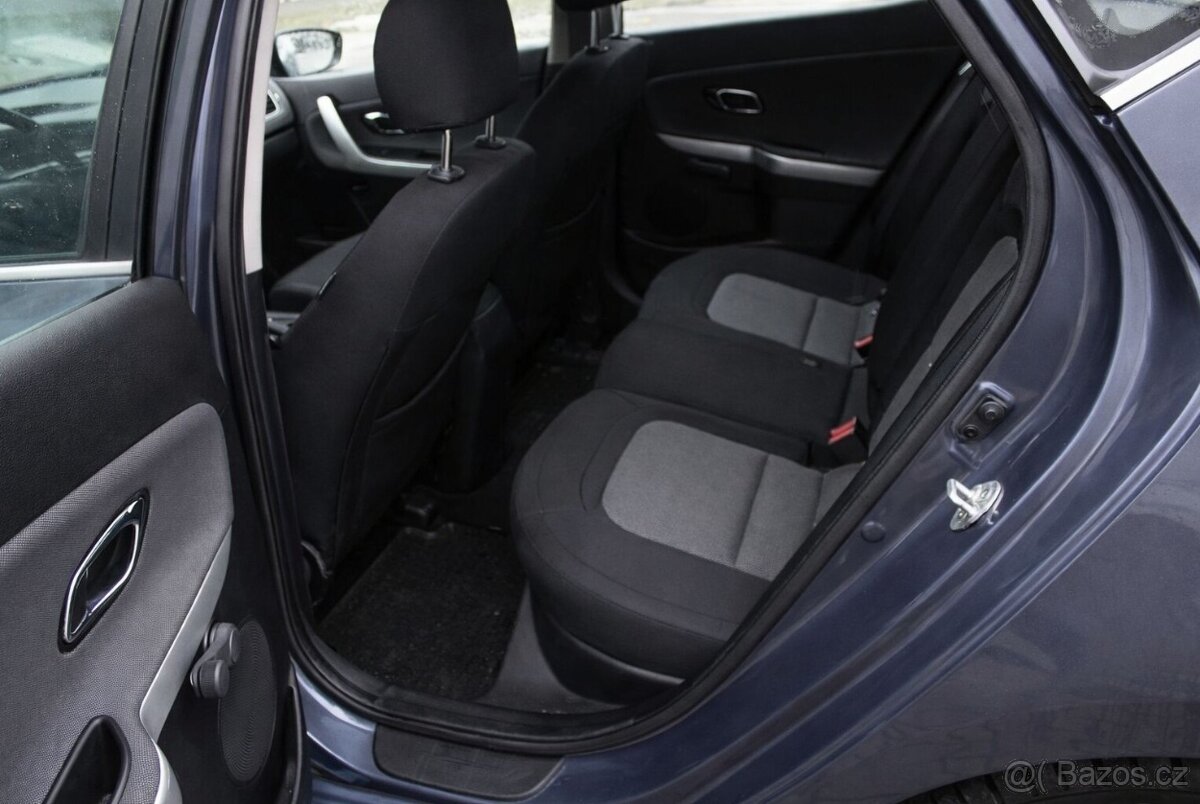 Kia Ceed 1.4 CRDi Silver - 20