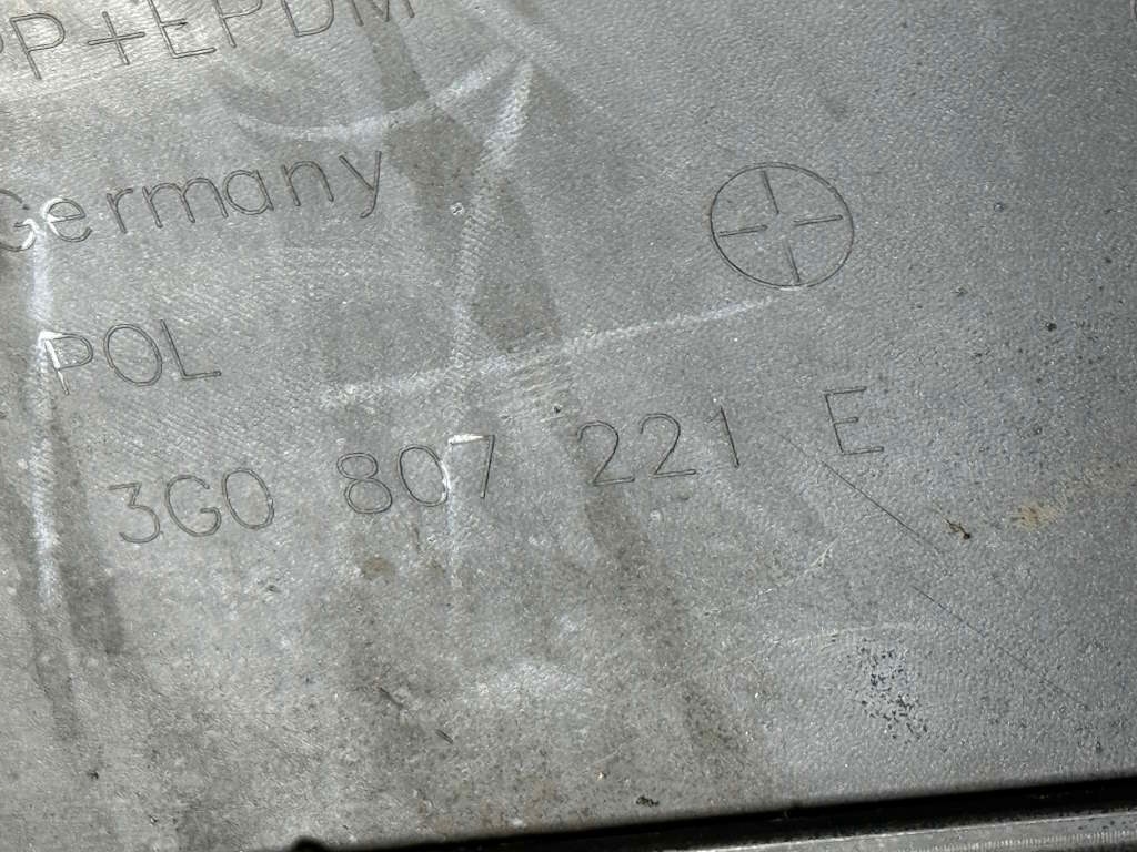 VW PASSAT B8 LIFT nárazník 4xPDC maska mlhovky 3G0807221E - 20