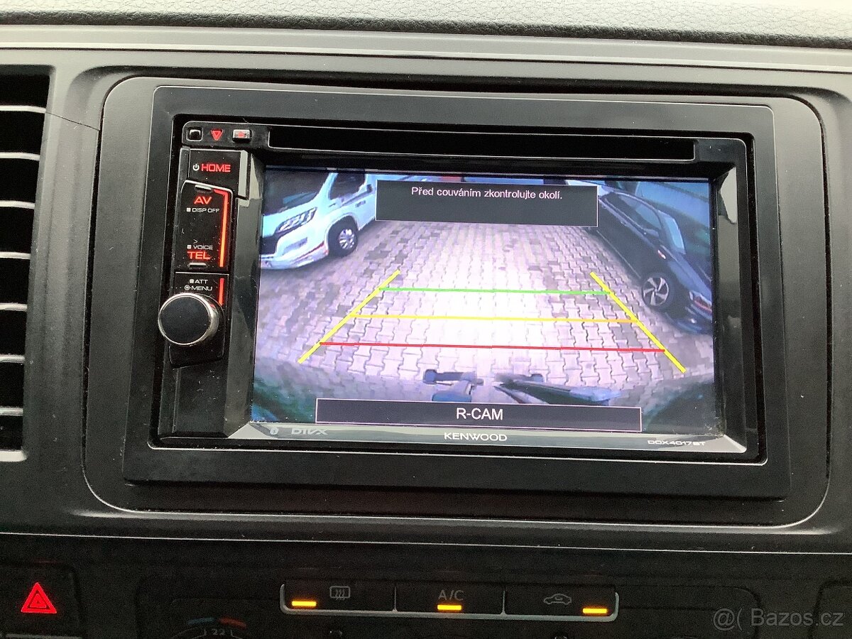 VW T6 Transporter, 8 míst,tažné - 20