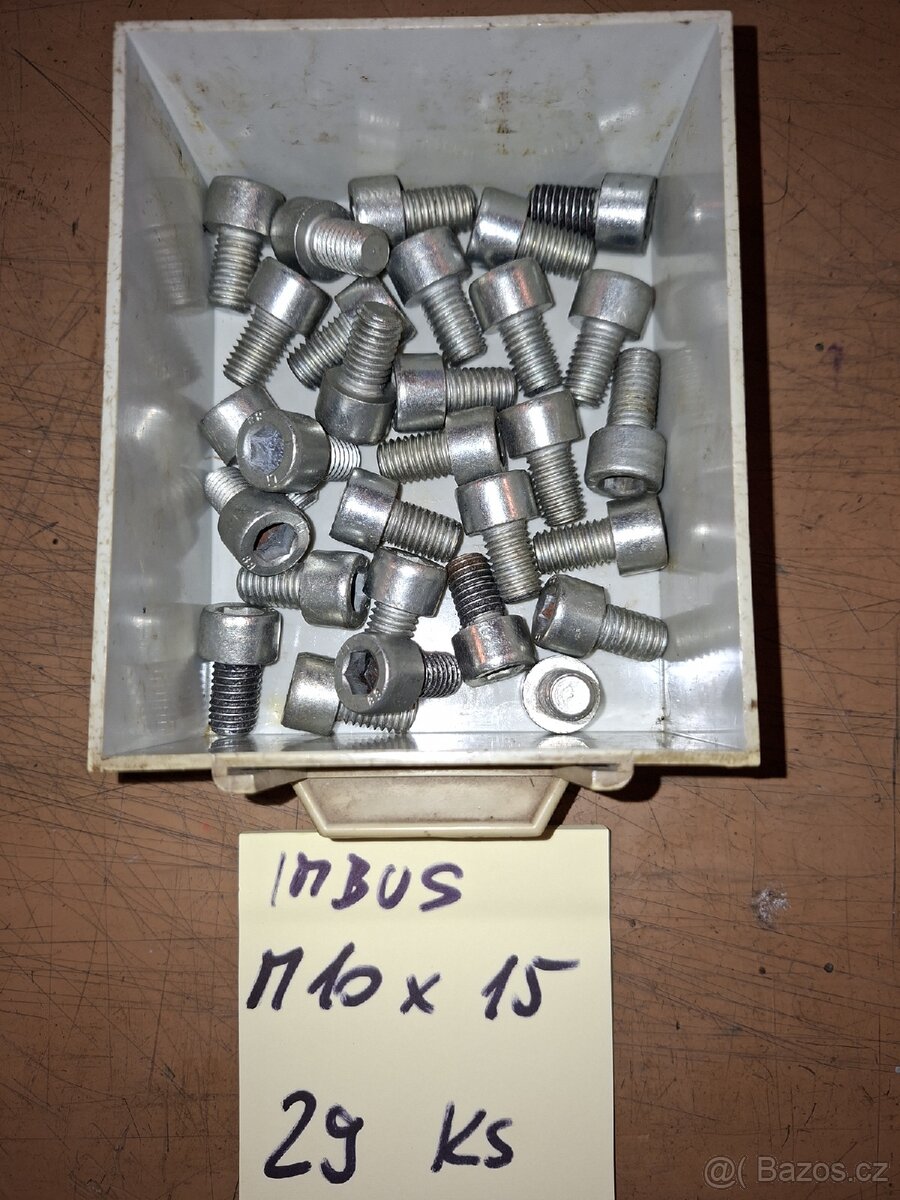 Spojovací materiál..šrouby, matice NOVÉ - 20