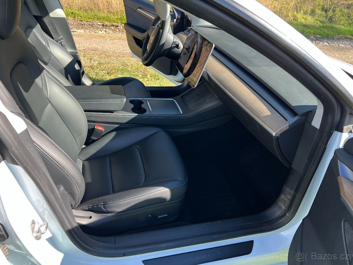 Tesla 3 Performance 9/2021 refresh model - 20