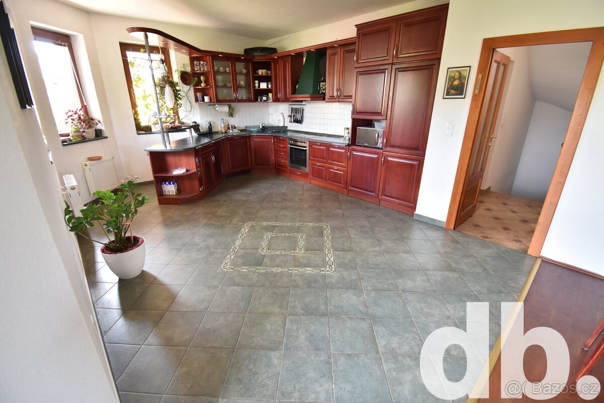 Prodej rodinné domy, 366 m² - Sadov - Lesov, ev.č. 01657 - 20