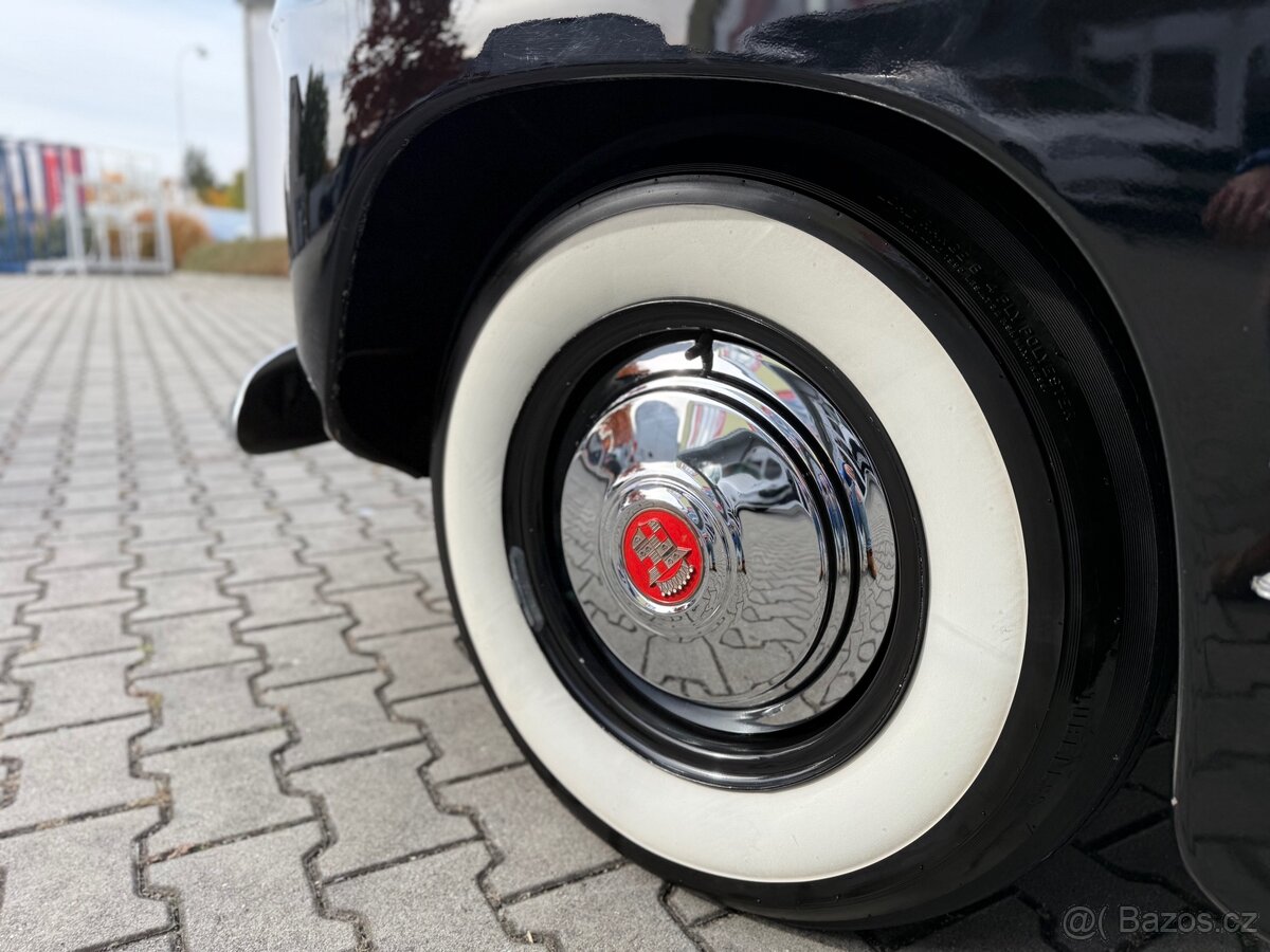 1941 Cadillac Series-62 Coupe - 20