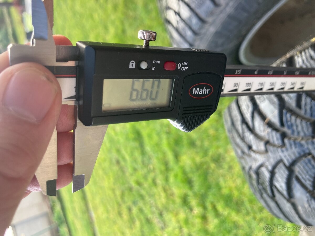 Alu kola R15 - 5×100 a 5×108 -dvouroztečová + pneu - 20