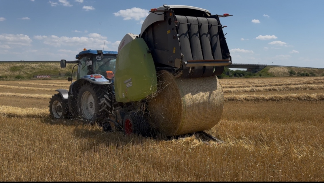 Pšeničná slama guľaté baliky - 20