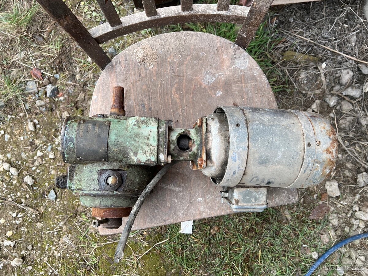 Elektromotory + dalsi - 20