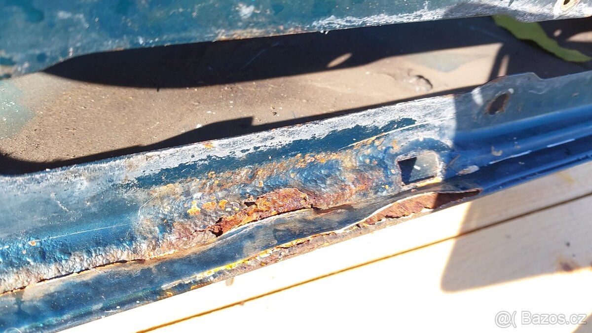 Ford Ranger: Dveře PZ zelené 1tis - 20