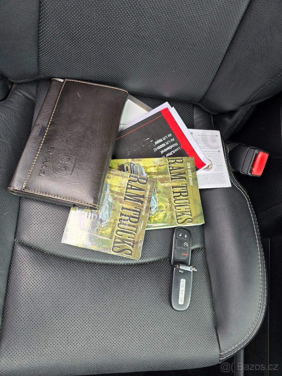 Dodge Ram, 1500 4x4 Laramie 5,7 Hemi NEBOURANÉ - 20