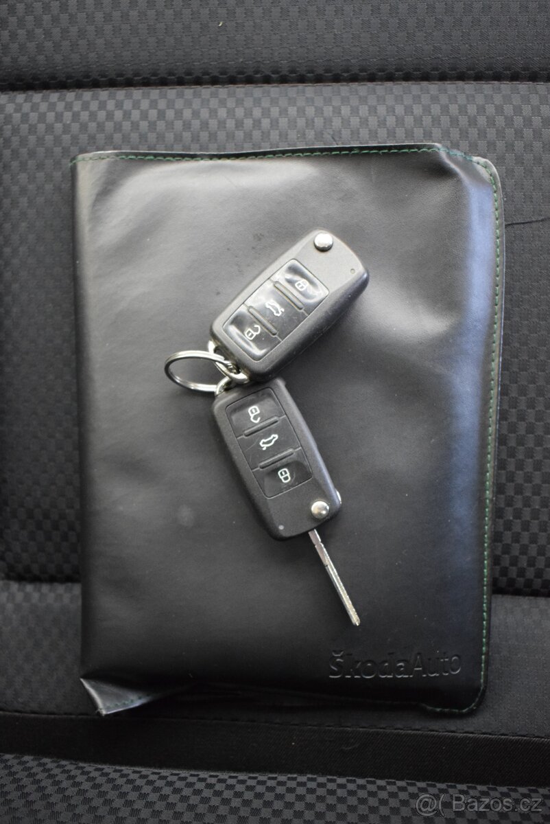 Škoda Roomster 1,2 TSi 63 kW, 1.maj,SCOUT,digiklima, - 20