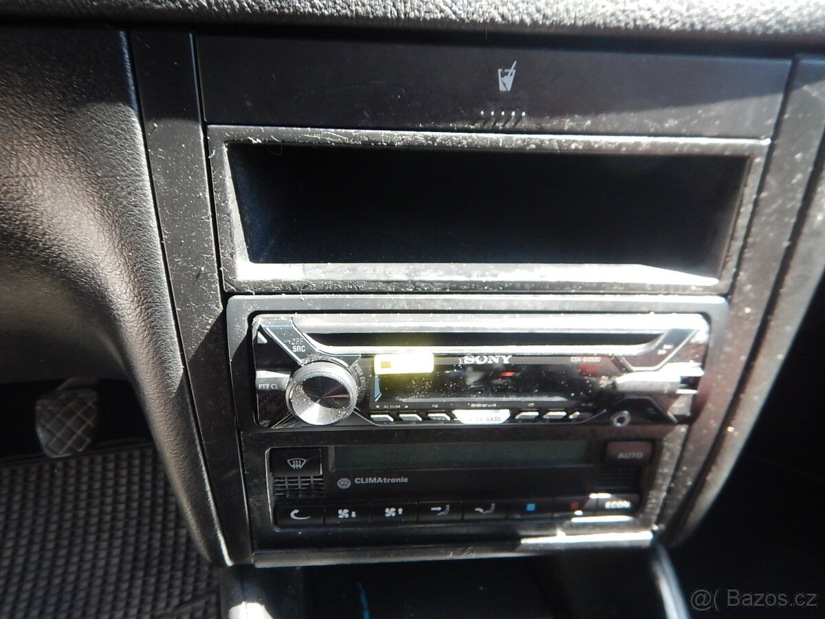 VW Golf IV 1.6i, DIGIKLIMA - 20