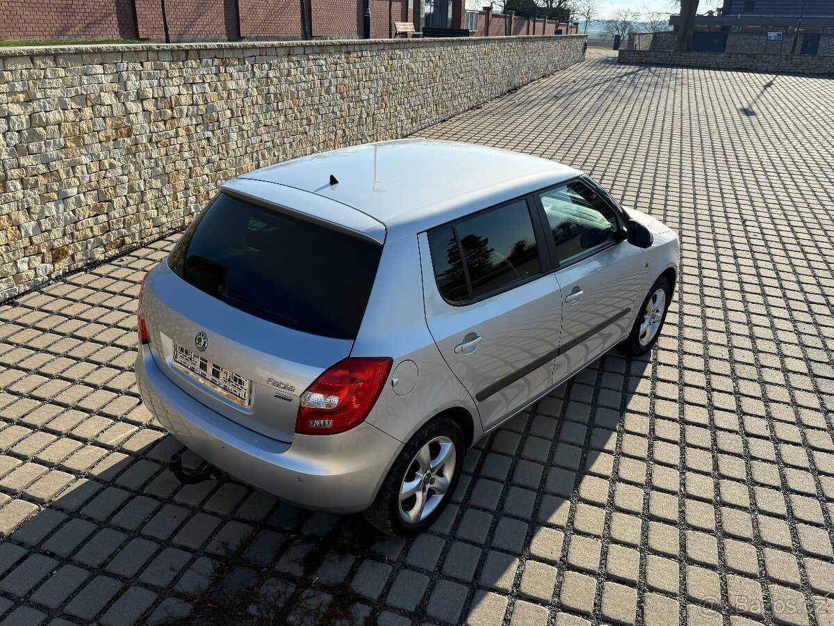 Nádherná ŠKODA FABIA FAMILY 63KW 2011 - TAŽNÉ ZAŘÍZENÍ - 20