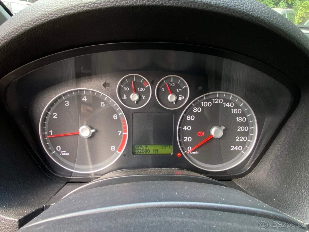 Ford Focus C-Max Trend 1.8i 92kW klimatizace el.okna nové ČR - 20