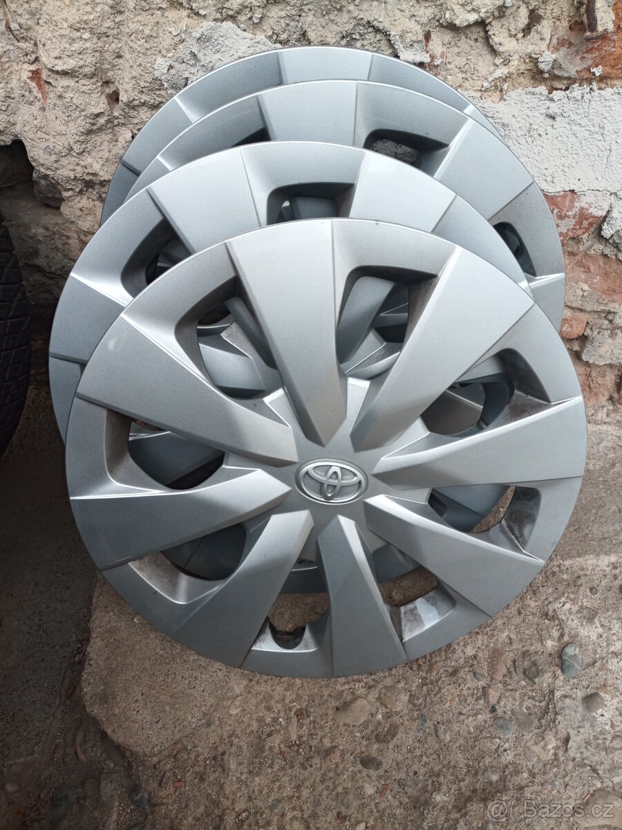 Trazano 195/65/15 celoroční Toyota Corolla sedan 2019+ - 20