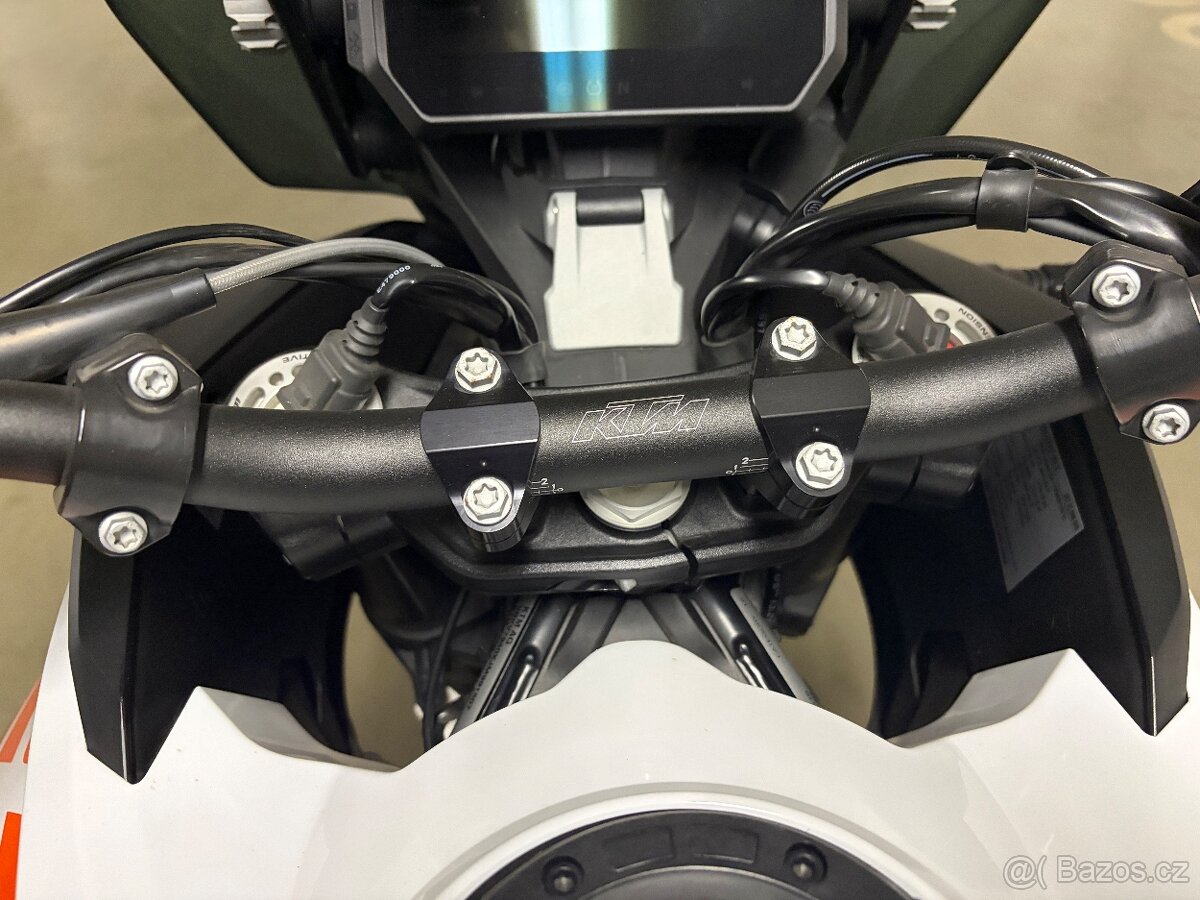 KTM 1290 Super Adventure - 20