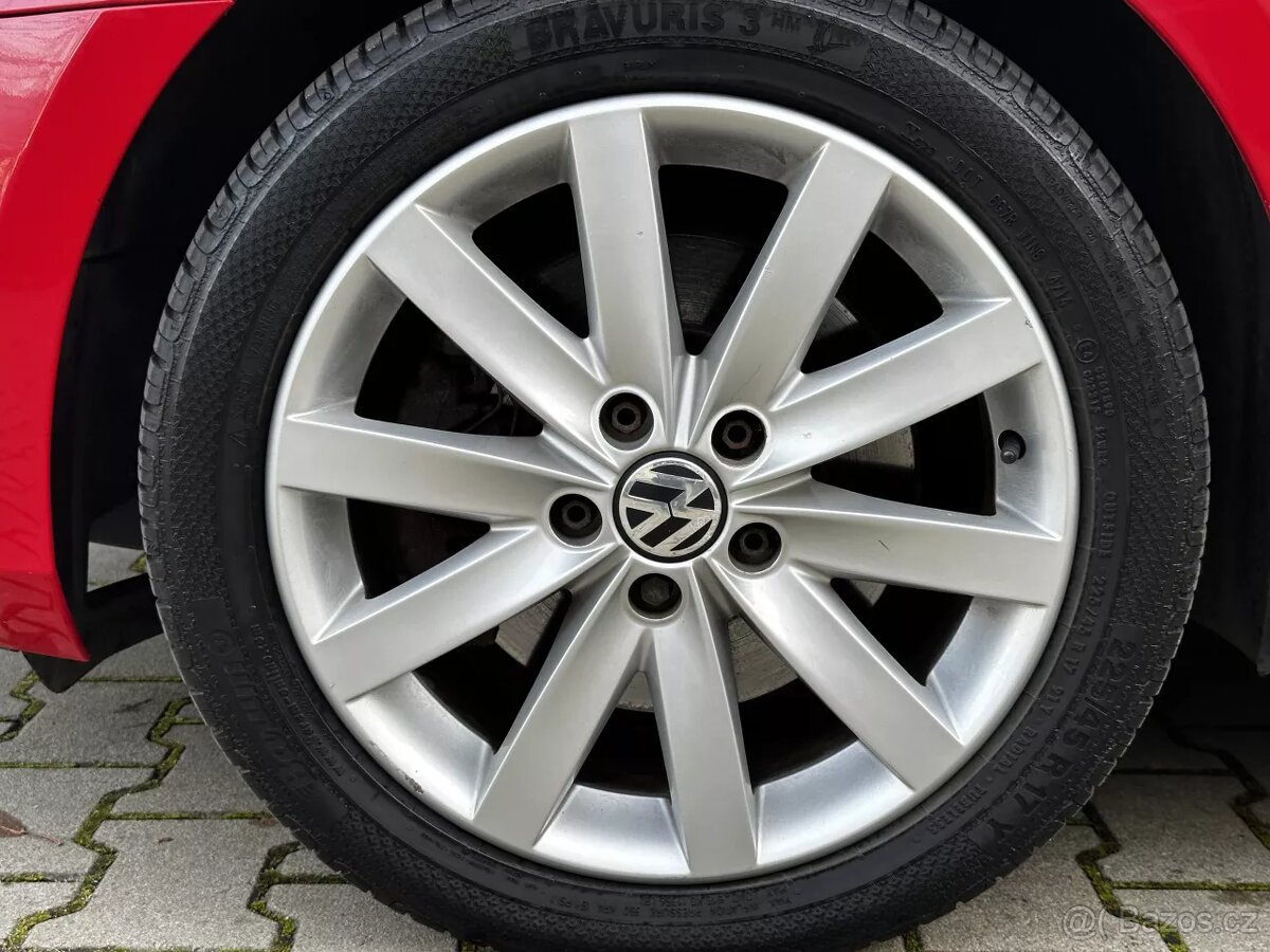 Volkswagen Golf 1.4 TSI 118kW DSG Highline ALU R17 Alcantara - 20