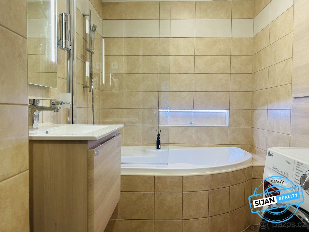 Prodej bytu 4+1 90 m² s garáží, Krnov - Pod Cvilínem - 20