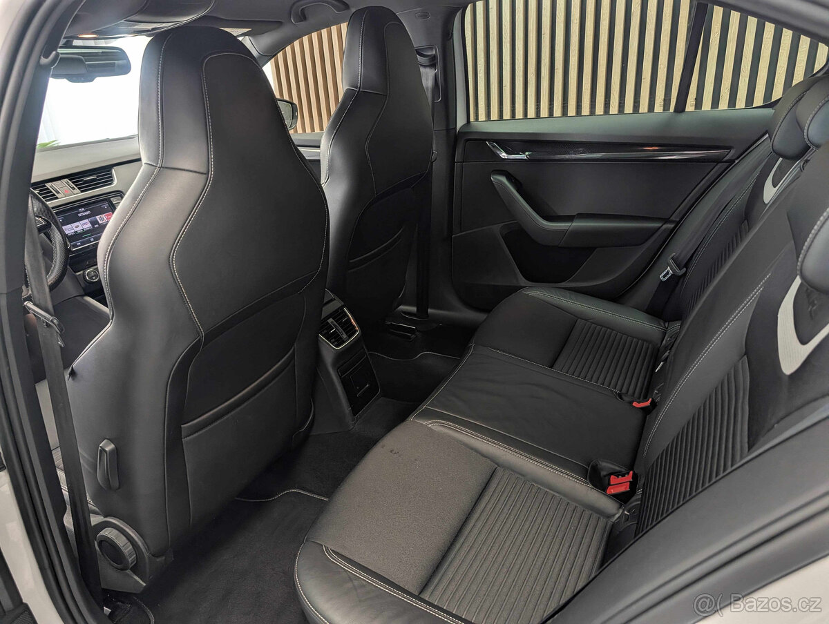 Škoda Octavia 2,0 TDI RS 4x4 - 20