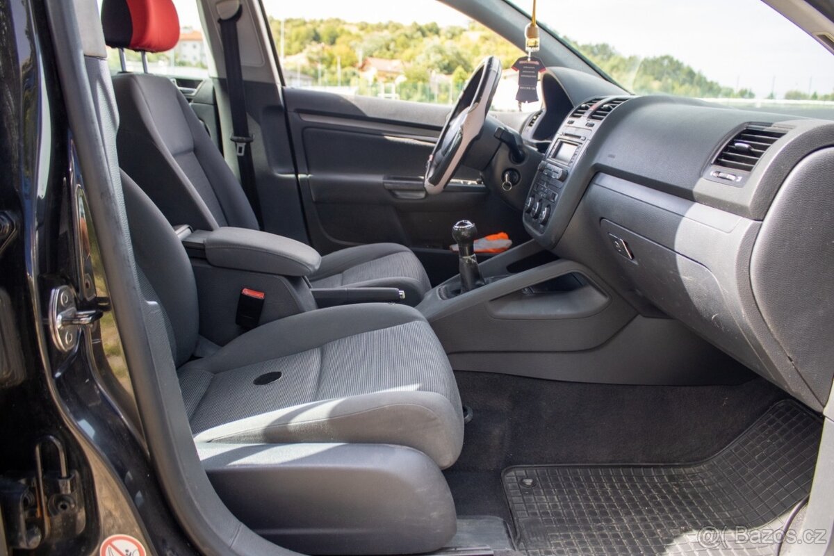 Volkswagen GOLF 1,9 TDI Trendline /AJ NA SPLÁTKY/ - 20